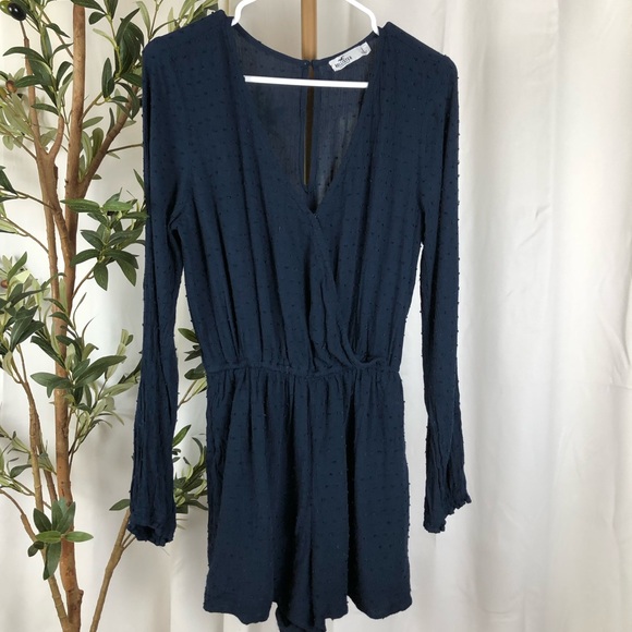 Hollister Navy Long Sleeve Romper Sz L (DJ3) - Picture 2 of 9